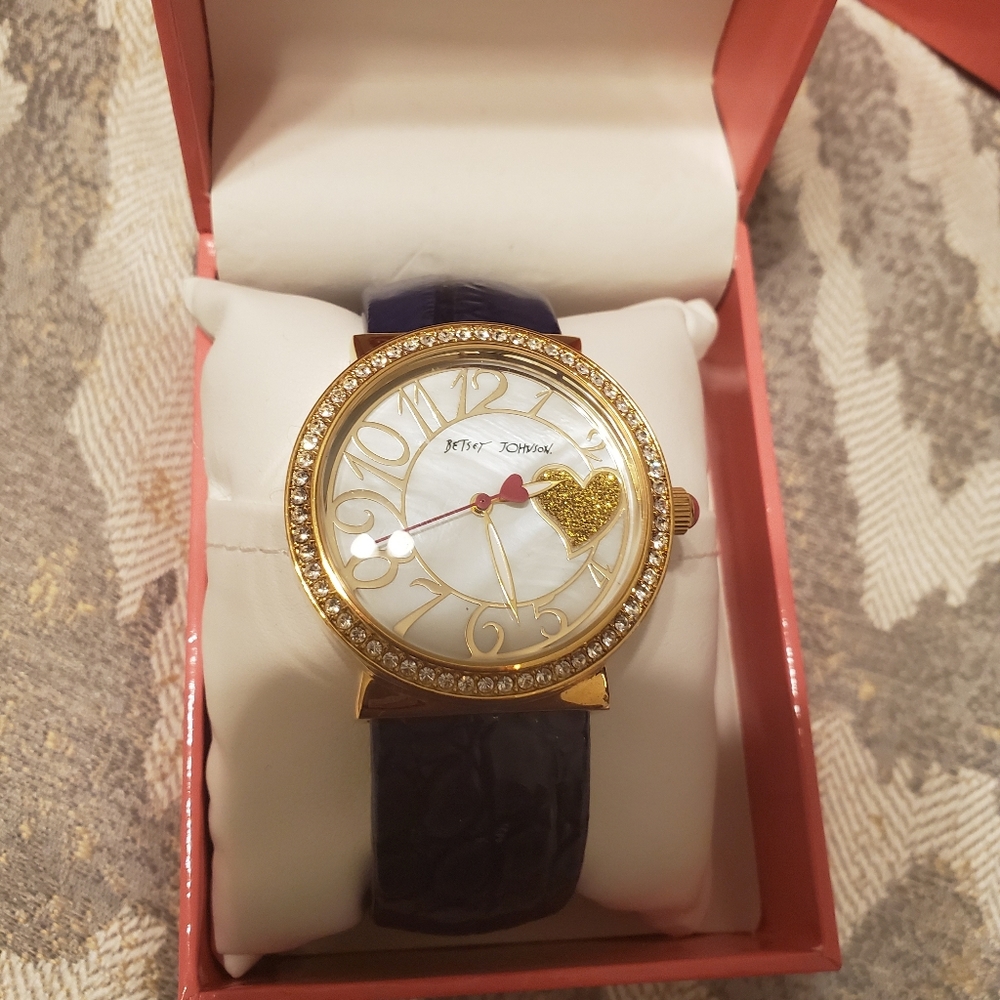 Betsy Johnson Watches - Picture 6 of 8